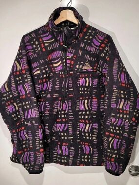 Vintage Nike ACG Geometric Fleece 1/2 Zip Jacket in Black & Purple Size Medium